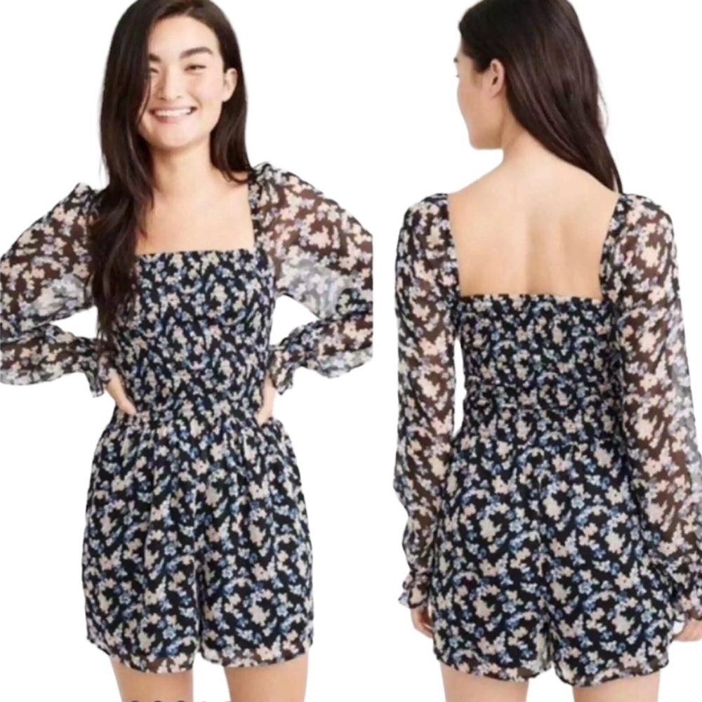 Abercrombie & Fitch Floral Print Smocked Bodice Romper